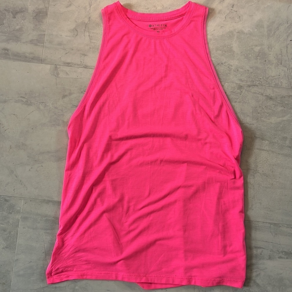 Athleta Hot Pink Athletic Tank NWOT Extra Large Armholes side slit Size XS
